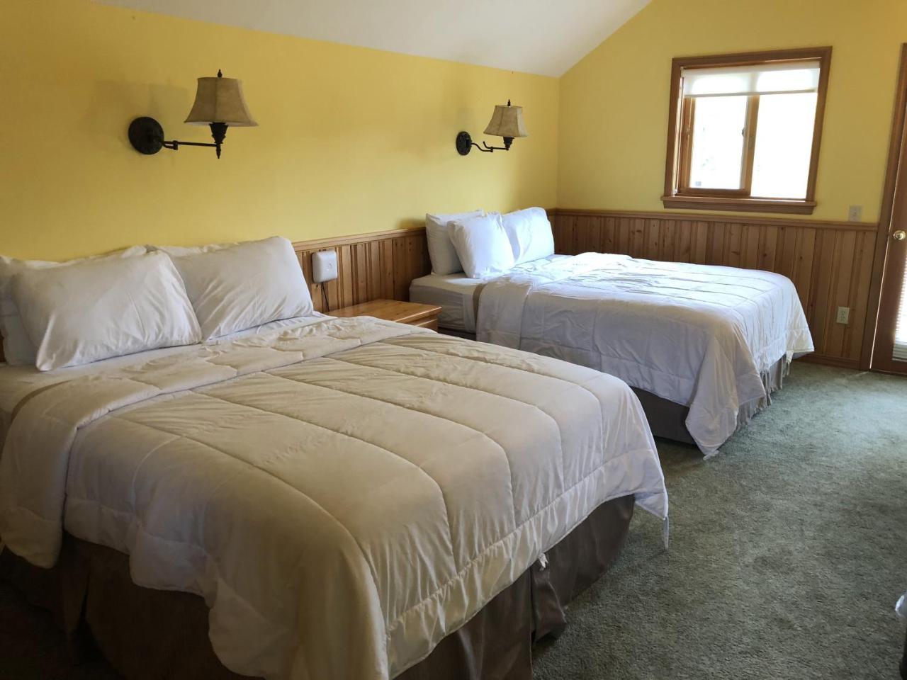 ווסט גליישר Great Northern Resort מראה חיצוני תמונה