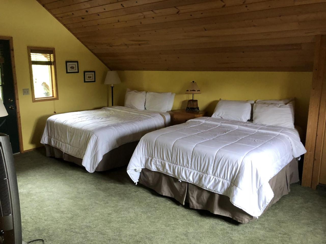 ווסט גליישר Great Northern Resort מראה חיצוני תמונה